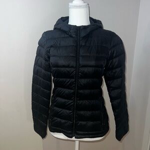 TNA Aritzia Goose Down Botanie Puffer Black Size S